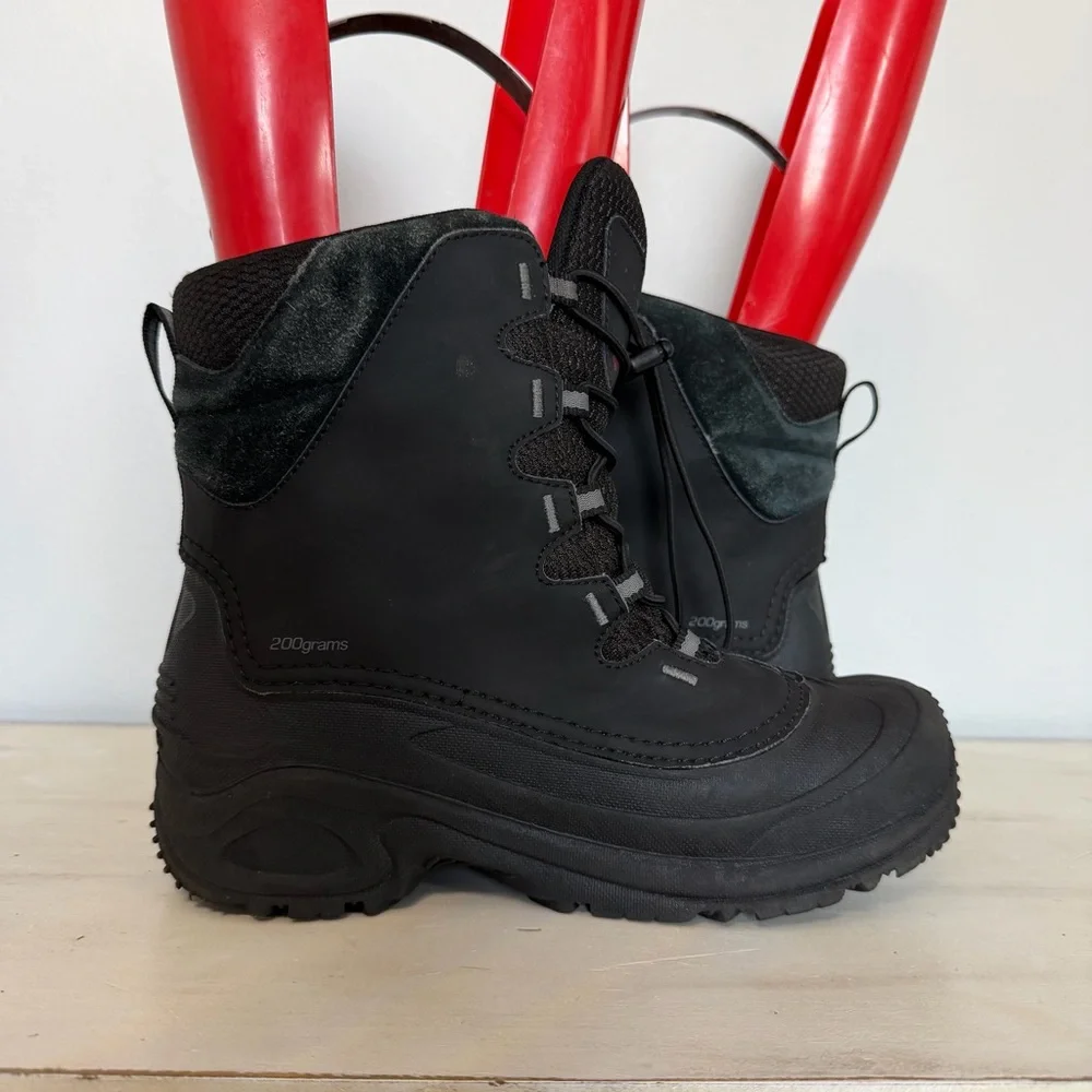 Columbia Youth Bugaboot ll Size 7